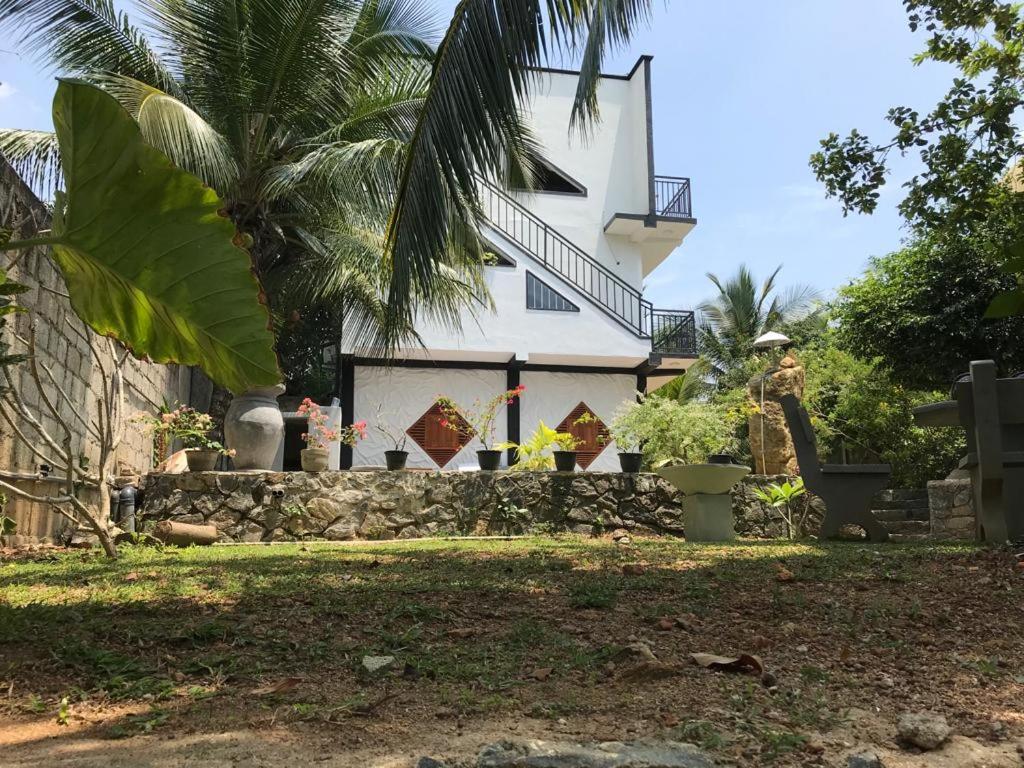 Peaceful Green Villa أونا واتونا المظهر الخارجي الصورة