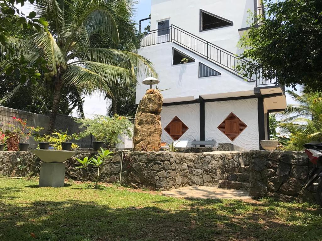 Peaceful Green Villa أونا واتونا المظهر الخارجي الصورة