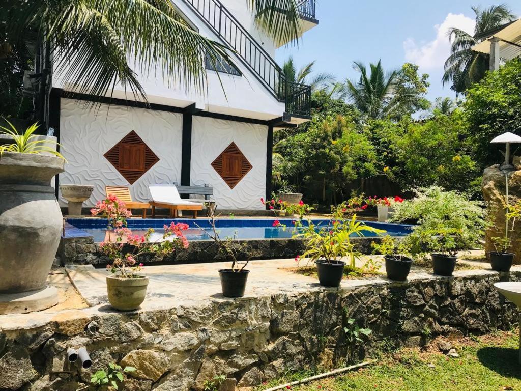 Peaceful Green Villa أونا واتونا المظهر الخارجي الصورة