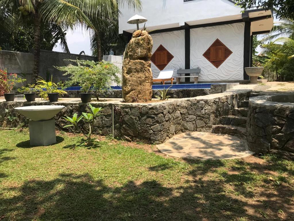 Peaceful Green Villa أونا واتونا المظهر الخارجي الصورة